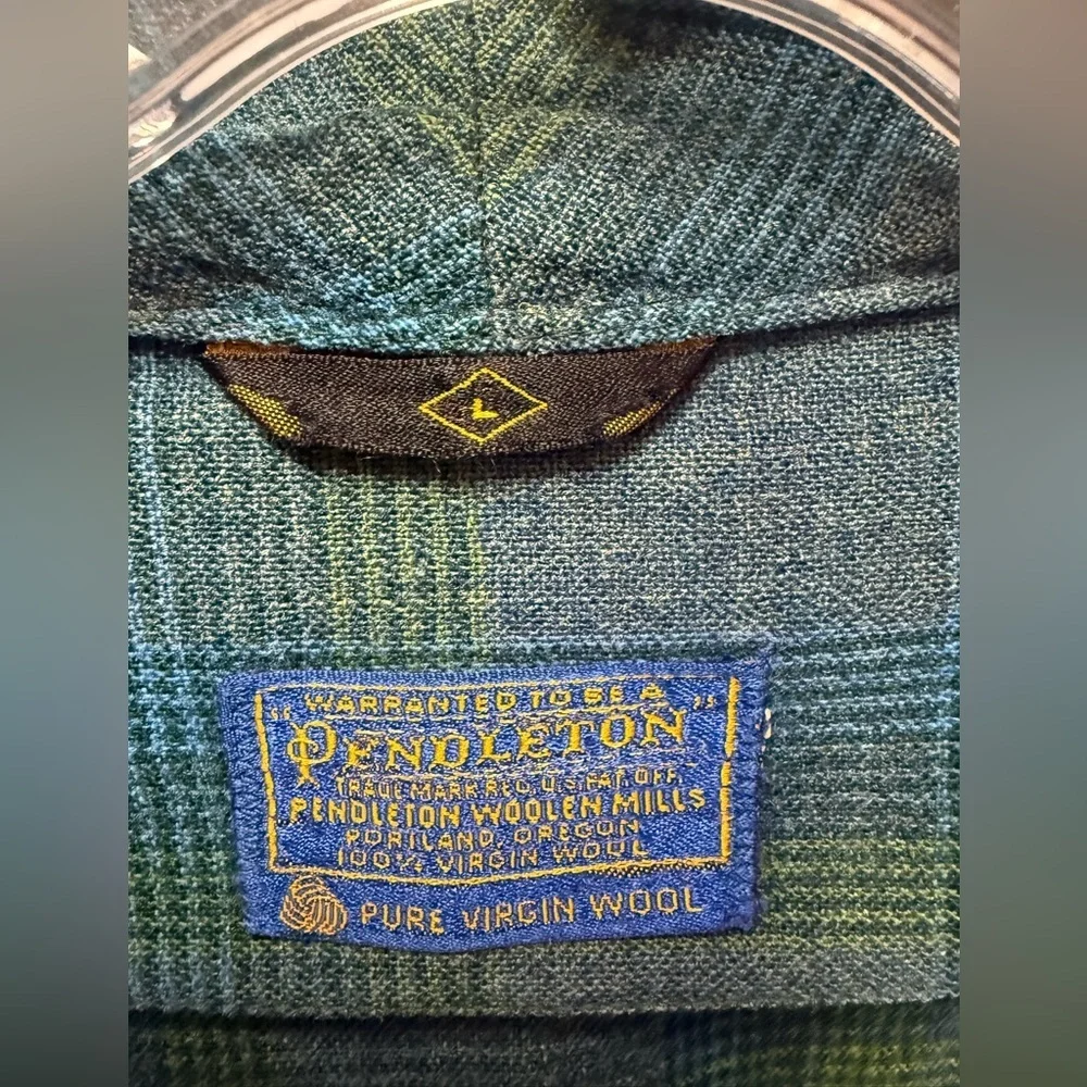 Vintage Pendleton 100% Virgin Wool Plaid Belted Robe Men’s Large Blue Green USA